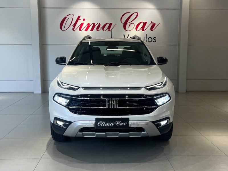 FIAT TORO 2.0 16V TURBO VOLCANO 4WD 2022/2023 ÓTIMA CAR FLORES DA CUNHA / Carros no Vale