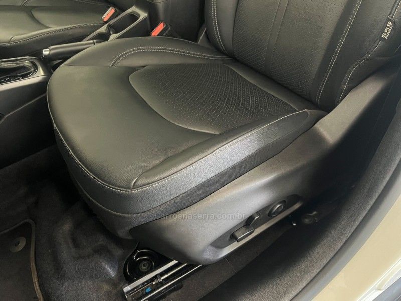 FIAT TORO 2.0 16V TURBO VOLCANO 4WD 2022/2023 ÓTIMA CAR FLORES DA CUNHA / Carros no Vale