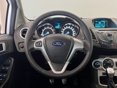 FORD FIESTA 1.6 SEL HATCH 16V 2017/2017 ÓTIMA CAR FLORES DA CUNHA / Carros no Vale