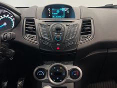FORD FIESTA 1.6 SEL HATCH 16V 2017/2017 ÓTIMA CAR FLORES DA CUNHA / Carros no Vale