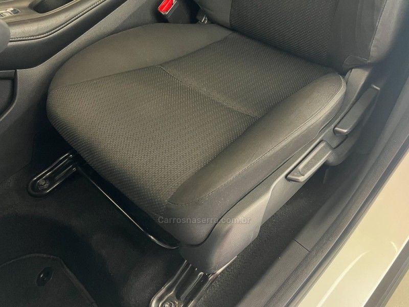 HONDA HR-V 1.8 16V EX 2017/2017 ÓTIMA CAR FLORES DA CUNHA / Carros no Vale
