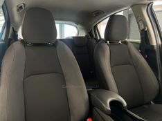HONDA HR-V 1.8 16V EX 2021/2021 ÓTIMA CAR FLORES DA CUNHA / Carros no Vale