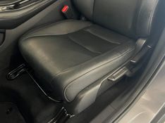 HONDA HR-V 1.8 16V EXL 2018/2019 ÓTIMA CAR FLORES DA CUNHA / Carros no Vale
