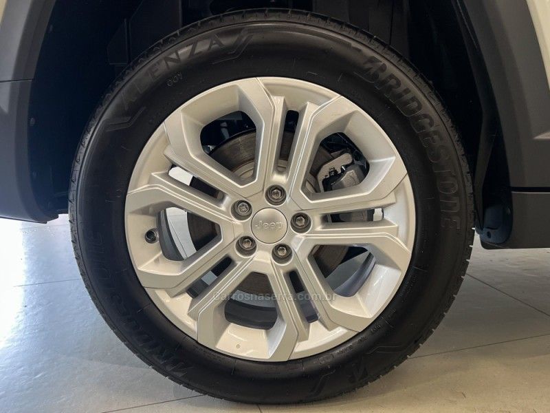 JEEP COMMANDER 1.3 LONGITUDE T270 16V 4X2 TURBO 2024/2025 ÓTIMA CAR FLORES DA CUNHA / Carros no Vale