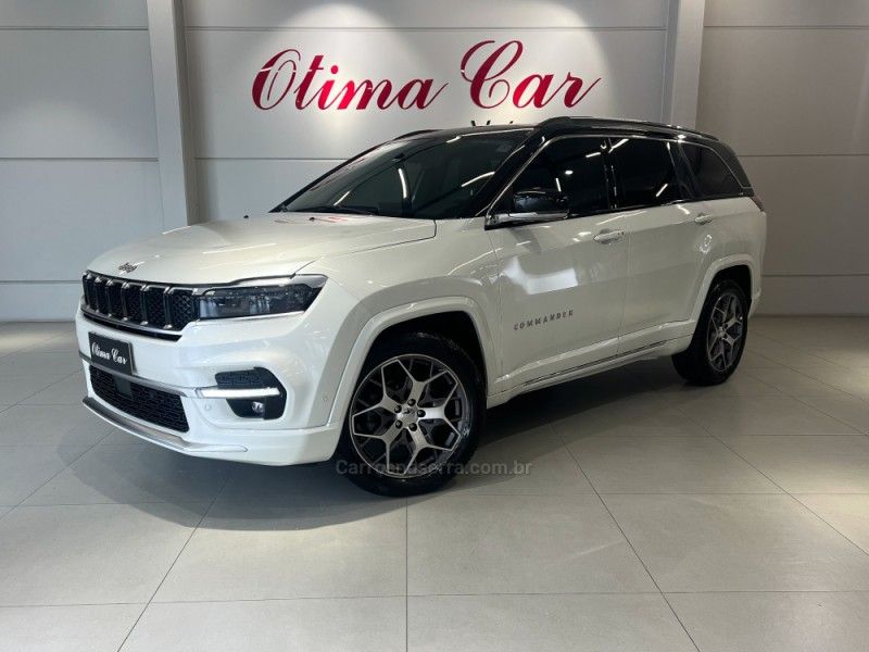JEEP COMMANDER 1.3 OVERLAND T270 16V 4X2 TURBO 2023/2023 ÓTIMA CAR FLORES DA CUNHA / Carros no Vale