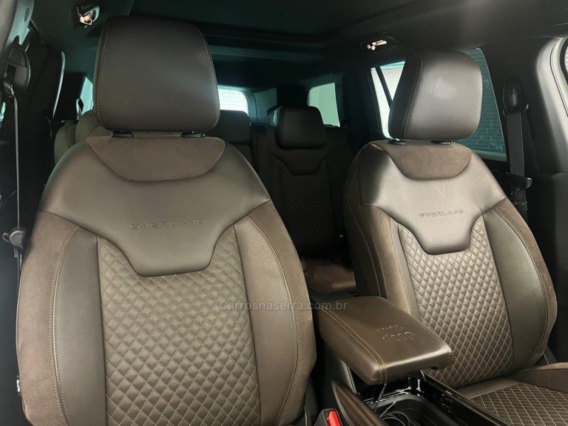 JEEP COMMANDER 1.3 OVERLAND T270 16V 4X2 TURBO 2023/2023 ÓTIMA CAR FLORES DA CUNHA / Carros no Vale