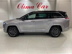 JEEP COMMANDER 2.0 OVERLAND HURRICANE 4X4 TURBO 2025/2025 ÓTIMA CAR FLORES DA CUNHA / Carros no Vale