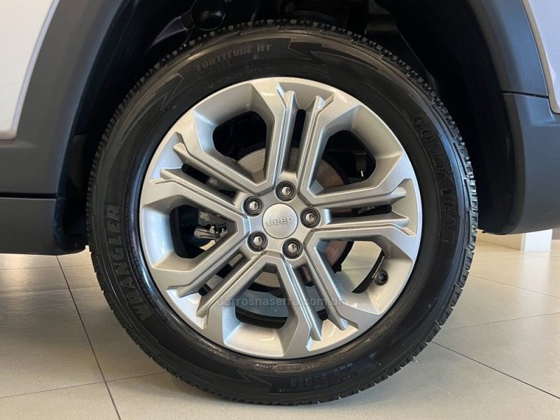JEEP COMPASS 1.3 LONGITUDE T270 16V TURBO 4X2 2022/2023 ÓTIMA CAR FLORES DA CUNHA / Carros no Vale