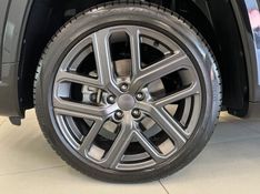 JEEP COMPASS 1.3 SERIE S T270 16V TURBO 2024/2025 ÓTIMA CAR FLORES DA CUNHA / Carros no Vale