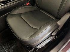 JEEP COMPASS 1.3 SPORT T270 16V TURBO 2025/2025 ÓTIMA CAR FLORES DA CUNHA / Carros no Vale