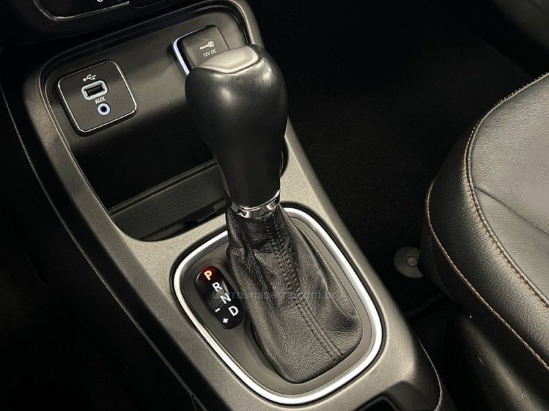 JEEP COMPASS 2.0 16V LONGITUDE 2018/2018 ÓTIMA CAR FLORES DA CUNHA / Carros no Vale