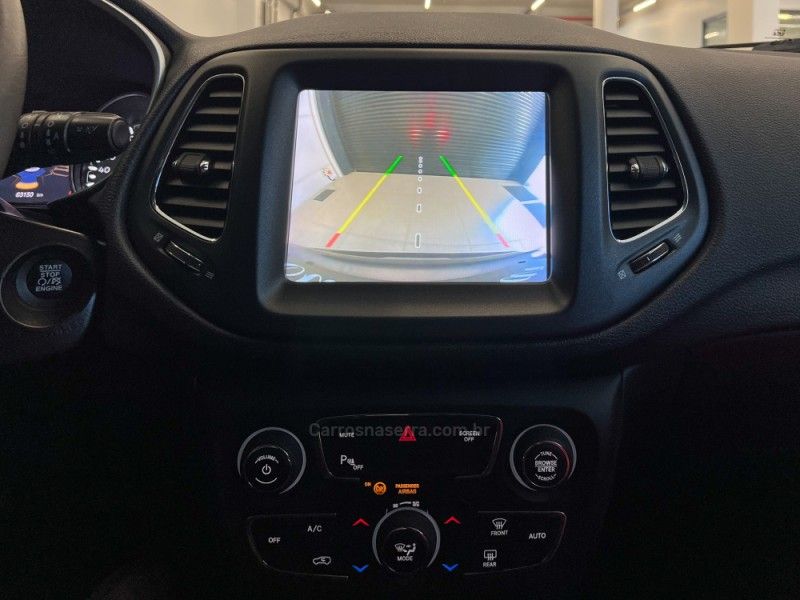 JEEP COMPASS 2.0 16V LONGITUDE 2020/2021 ÓTIMA CAR FLORES DA CUNHA / Carros no Vale