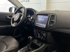 JEEP COMPASS 2.0 16V LONGITUDE 2018/2018 ÓTIMA CAR FLORES DA CUNHA / Carros no Vale