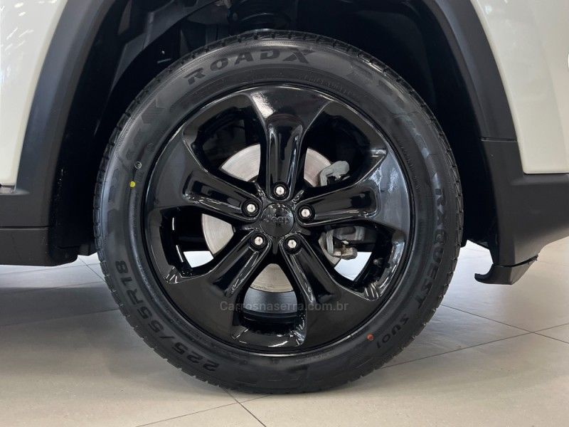 JEEP COMPASS 2.0 16V LONGITUDE 2018/2018 ÓTIMA CAR FLORES DA CUNHA / Carros no Vale