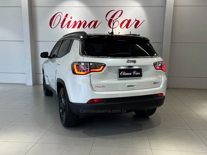 JEEP COMPASS 2.0 16V LONGITUDE 2018/2018 ÓTIMA CAR FLORES DA CUNHA / Carros no Vale