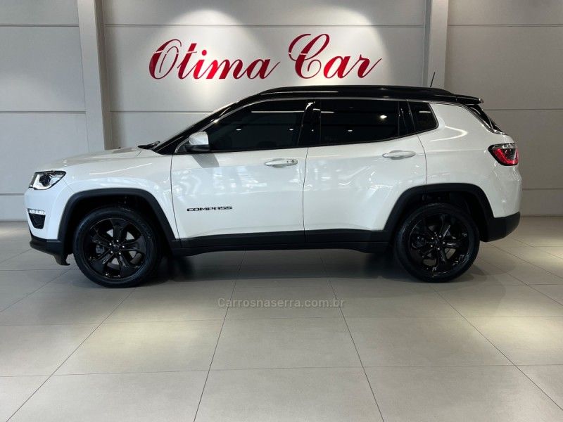 JEEP COMPASS 2.0 16V LONGITUDE 2018/2018 ÓTIMA CAR FLORES DA CUNHA / Carros no Vale