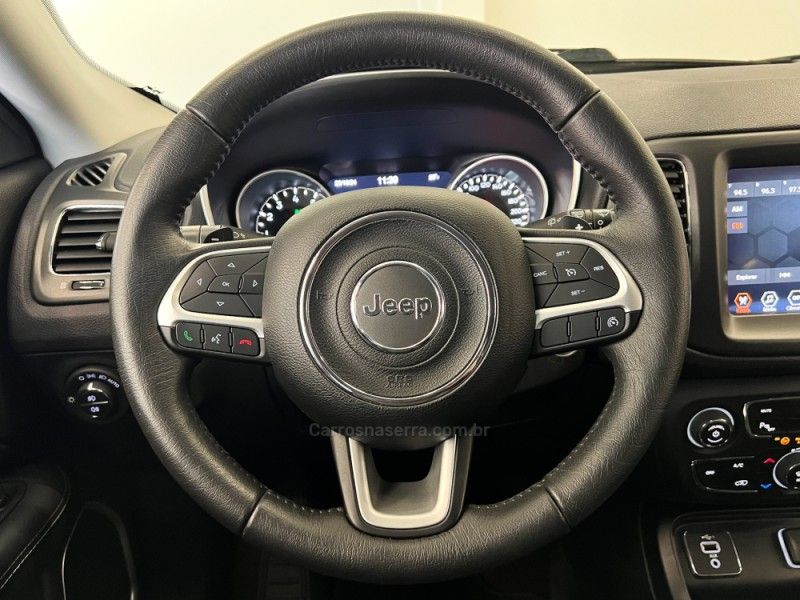 JEEP COMPASS 2.0 16V LONGITUDE 2020/2021 ÓTIMA CAR FLORES DA CUNHA / Carros no Vale