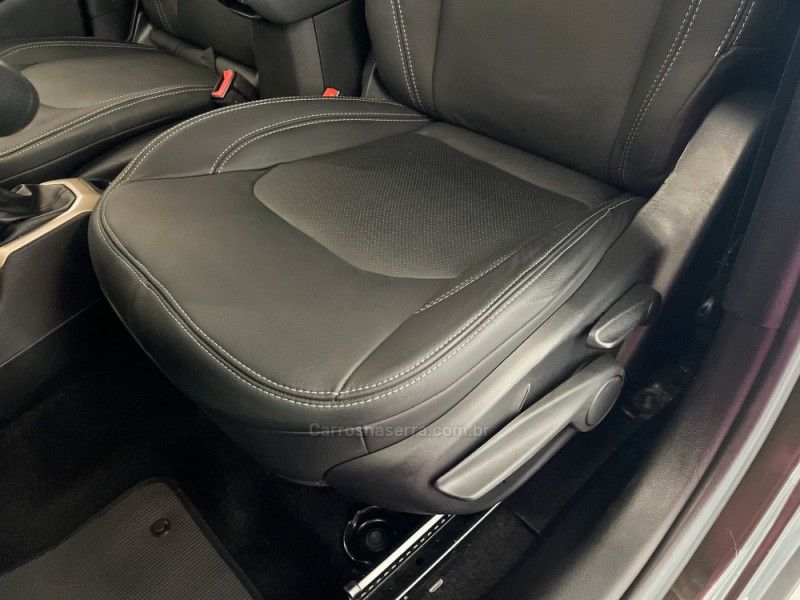 JEEP RENEGADE 1.8 16V SPORT 2017/2018 ÓTIMA CAR FLORES DA CUNHA / Carros no Vale