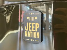 JEEP RENEGADE 1.8 16V SPORT 2017/2018 ÓTIMA CAR FLORES DA CUNHA / Carros no Vale