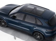 PORSCHE CAYENNE 3.0 V6 AWD E-HYBRID 2024/2025 ÓTIMA CAR FLORES DA CUNHA / Carros no Vale