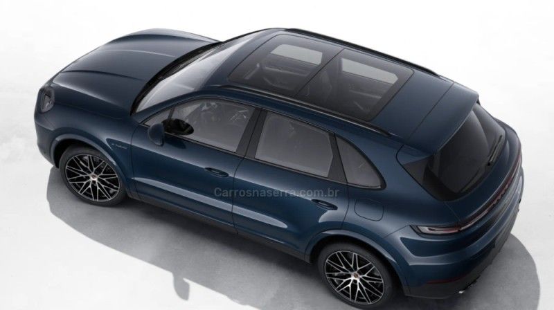 PORSCHE CAYENNE 3.0 V6 AWD E-HYBRID 2024/2025 ÓTIMA CAR FLORES DA CUNHA / Carros no Vale
