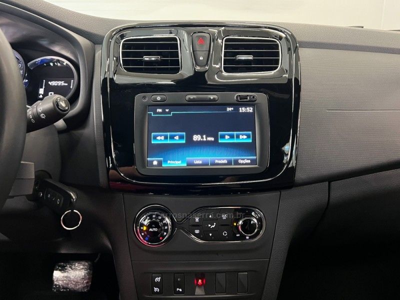 RENAULT SANDERO 1.6 STEPWAY ICONIC X-TRONIC 16V 2019/2020 ÓTIMA CAR FLORES DA CUNHA / Carros no Vale