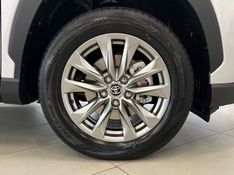 TOYOTA COROLLA 2.0 CROSS XR 16V 2025/2026 ÓTIMA CAR FLORES DA CUNHA / Carros no Vale