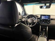 TOYOTA COROLLA 2.0 CROSS XRE 16V 2021/2022 ÓTIMA CAR FLORES DA CUNHA / Carros no Vale