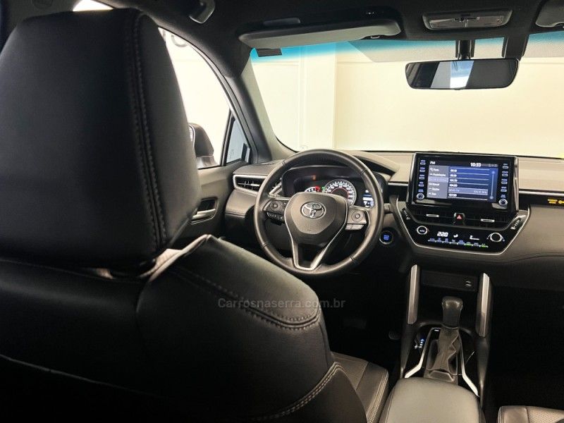 TOYOTA COROLLA 2.0 CROSS XRE 16V 2021/2022 ÓTIMA CAR FLORES DA CUNHA / Carros no Vale