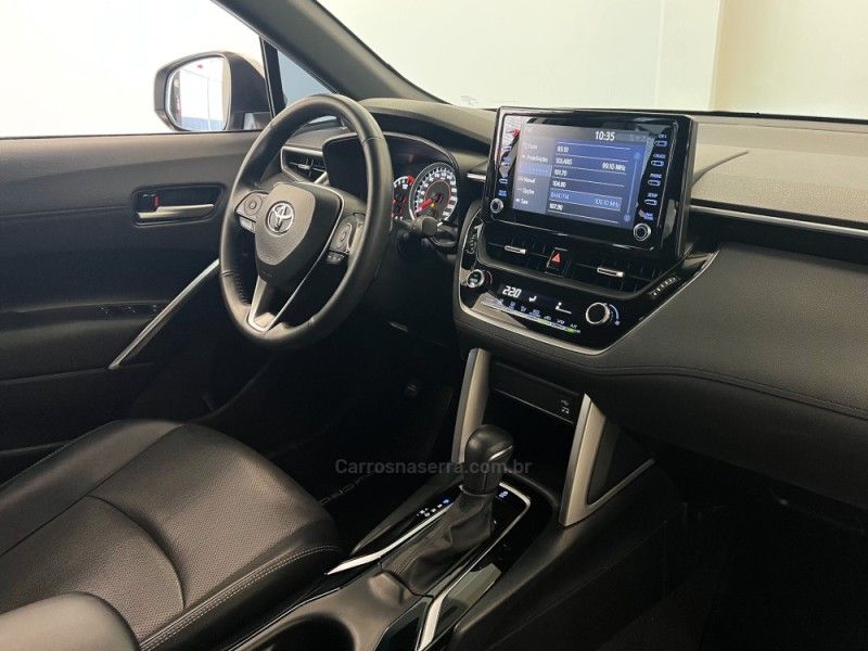 TOYOTA COROLLA 2.0 CROSS XRE 16V 2021/2022 ÓTIMA CAR FLORES DA CUNHA / Carros no Vale