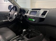 TOYOTA HILUX 3.0 SRV TOP 4X4 CD 16V TURBO INTERCOOLER 2012/2013 ÓTIMA CAR FLORES DA CUNHA / Carros no Vale