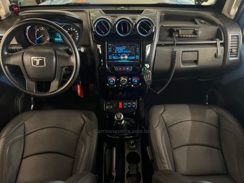 TROLLER T4 3.2 XLT 4X4 20V TURBO INTERCOOLER 2017/2018 ÓTIMA CAR FLORES DA CUNHA / Carros no Vale