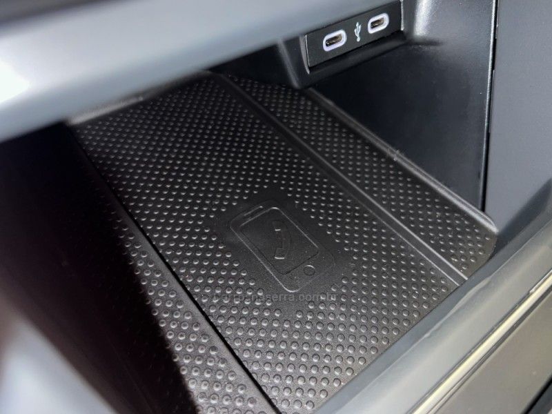 VOLKSWAGEN NIVUS 1.0 TSI HIGHLINE 2025/2026 ÓTIMA CAR FLORES DA CUNHA / Carros no Vale