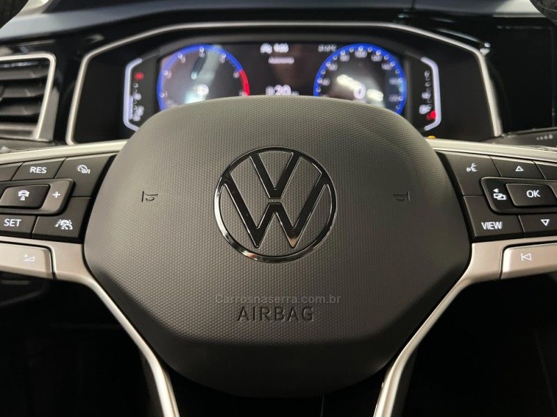 VOLKSWAGEN NIVUS 1.0 TSI HIGHLINE 2025/2026 ÓTIMA CAR FLORES DA CUNHA / Carros no Vale