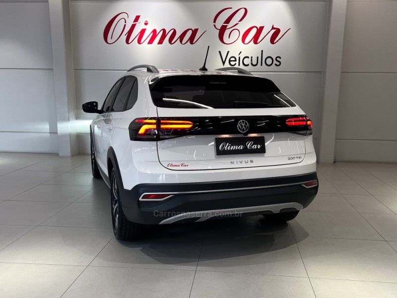 VOLKSWAGEN NIVUS 1.0 TSI HIGHLINE 2022/2023 ÓTIMA CAR FLORES DA CUNHA / Carros no Vale