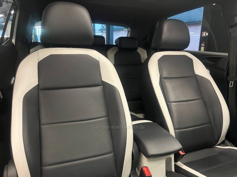 VOLKSWAGEN T-CROSS 1.4 HIGHLINE TSI 16V 2019/2020 ÓTIMA CAR FLORES DA CUNHA / Carros no Vale
