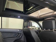 VOLKSWAGEN TIGUAN 2.0 ALLSPACE R-LINE 300 TSI 2024/2025 ÓTIMA CAR FLORES DA CUNHA / Carros no Vale