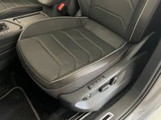 VOLKSWAGEN TIGUAN 2.0 ALLSPACE R-LINE 300 TSI 2024/2025 ÓTIMA CAR FLORES DA CUNHA / Carros no Vale