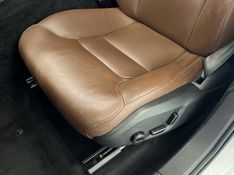 VOLVO XC60 2.0 T8 RECHARGE PLUS AWD HIBRIDO 2022/2023 ÓTIMA CAR FLORES DA CUNHA / Carros no Vale