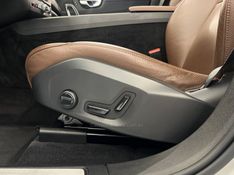 VOLVO XC60 2.0 T8 RECHARGE PLUS AWD HIBRIDO 2022/2023 ÓTIMA CAR FLORES DA CUNHA / Carros no Vale
