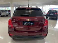 CHEVROLET TRACKER 1.4 16V TURBO LT 2017/2017 CIMIRRO AUTOMÓVEIS TAQUARA / Carros no Vale