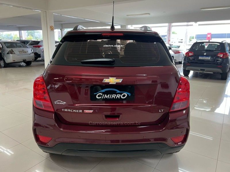 CHEVROLET TRACKER 1.4 16V TURBO LT 2017/2017 CIMIRRO AUTOMÓVEIS TAQUARA / Carros no Vale