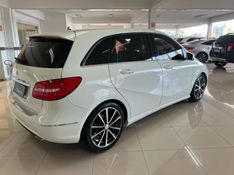 MERCEDES-BENZ B 200 1.6 TURBO 2014/2014 CIMIRRO AUTOMÓVEIS TAQUARA / Carros no Vale