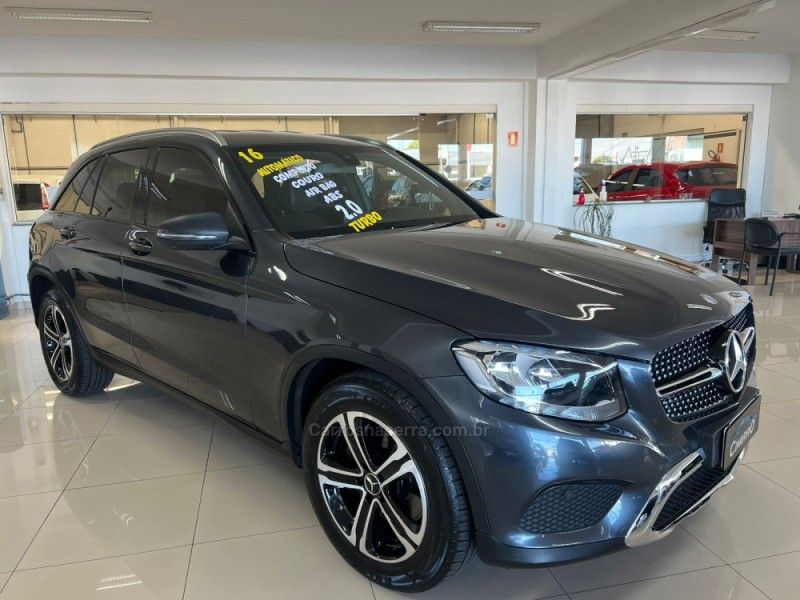 MERCEDES-BENZ GLC 250 2.0 16V CGI 4MATIC 9G-TRONIC 2016/2016 CIMIRRO AUTOMÓVEIS TAQUARA / Carros no Vale