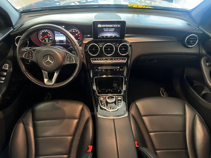 MERCEDES-BENZ GLC 250 2.0 16V CGI 4MATIC 9G-TRONIC 2016/2016 CIMIRRO AUTOMÓVEIS TAQUARA / Carros no Vale