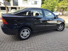 FORD FOCUS 1.6 GLX SEDAN 8V 2007/2007 AWD MULTIMARCAS LAJEADO / Carros no Vale
