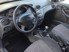 FORD FOCUS 1.6 GLX SEDAN 8V 2007/2007 AWD MULTIMARCAS LAJEADO / Carros no Vale