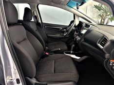 HONDA FIT 1.5 LX 16V 2017/2017 ANDRIGO VEÍCULOS CAXIAS DO SUL / Carros no Vale
