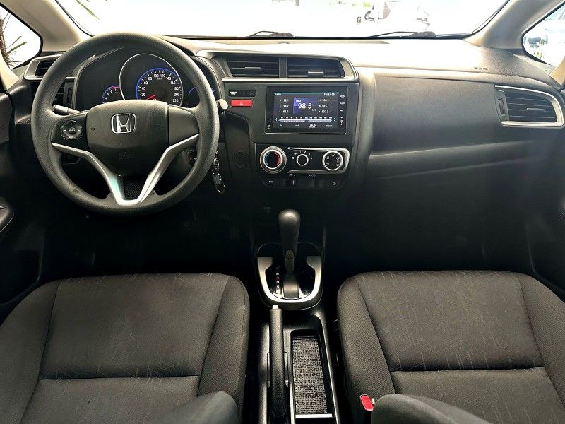 HONDA FIT 1.5 LX 16V 2017/2017 ANDRIGO VEÍCULOS CAXIAS DO SUL / Carros no Vale