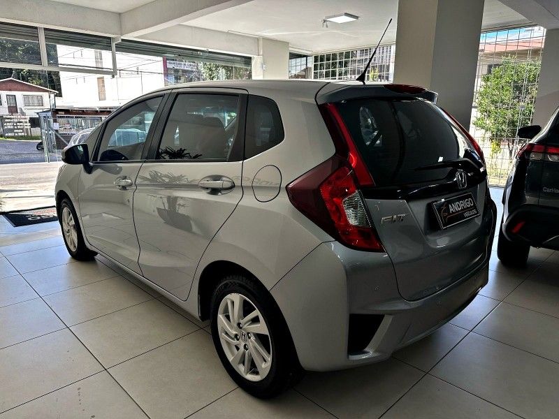 HONDA FIT 1.5 LX 16V 2017/2017 ANDRIGO VEÍCULOS CAXIAS DO SUL / Carros no Vale
